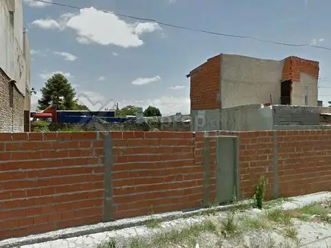 Presidente Manuel Quintana 700 - Castelar - Morón