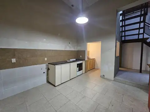 Depto Tipo Casa en Alquiler al Este