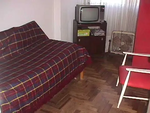 Departamento en Venta en El Palomar, USD 62.000