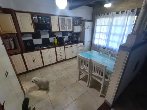 Depto Tipo Casa en Venta en Villa Galicia, USD 88.000