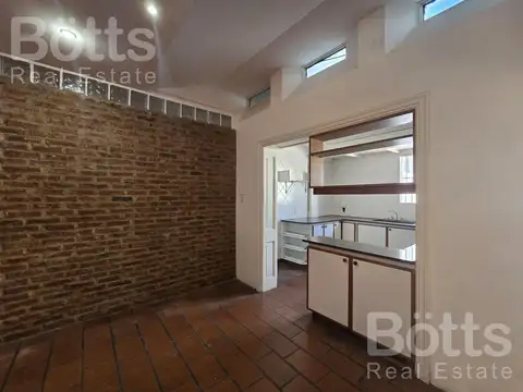Depto Tipo Casa en Venta de 4 ambientes