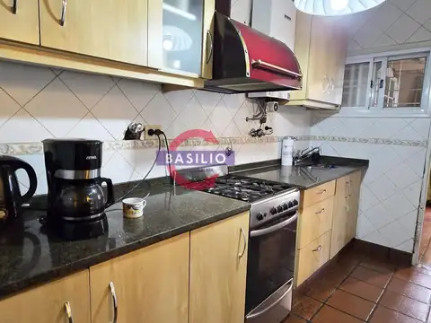 Depto Tipo Casa en Venta con 1 cocheras