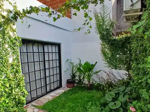 Depto Tipo Casa 4 ambientes con 1 baño