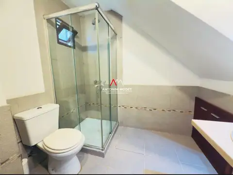 Depto Tipo Casa 4 ambientes con 2 baños
