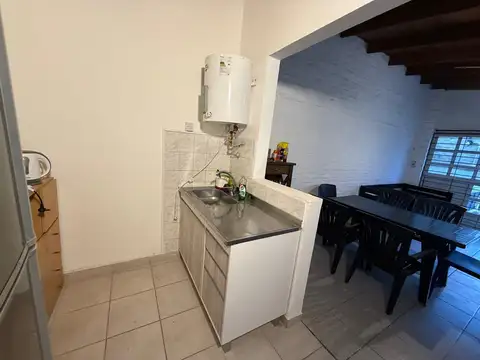 Casa 2 ambientes con 1 baño
