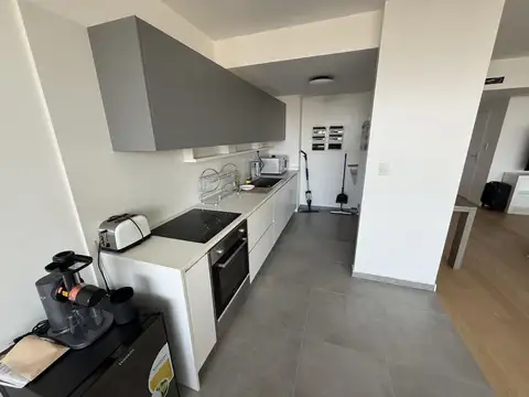 Departamento en Alquiler con 1 cocheras
