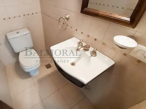 Casa 4 ambientes con 4 baños