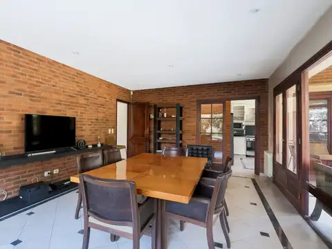 Venta Casa 6 Ambientes Country San Carlos 360 m² Lote Central de 975 m² VIDEO Y TOUR VIRTUAL