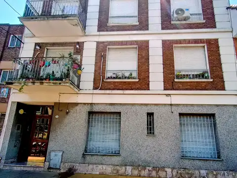 Lacarra 300, Piso 2