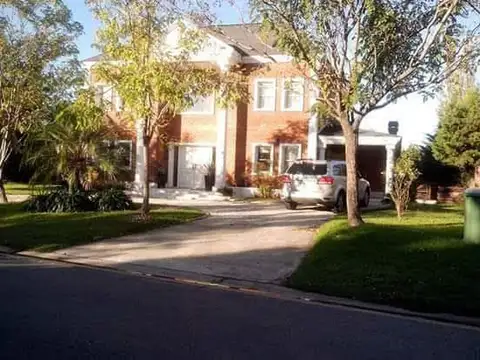 Casa 5 AMBIENTES en La Alameda, Tigre