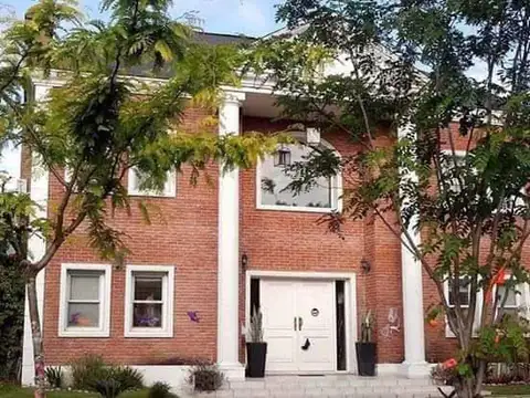 Avenida De Los Lagos 1200