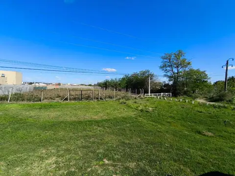 Av. Antartida Argentina 6600