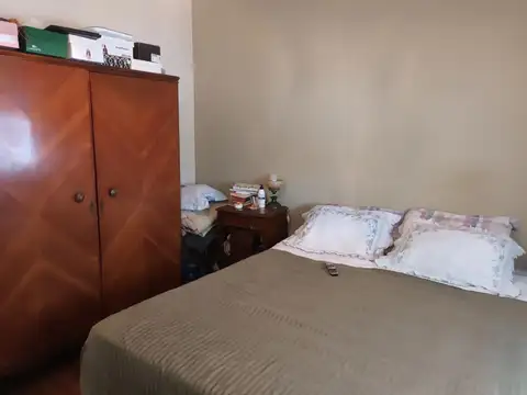 Venta Casa Zona Guemes 4 Ambientes