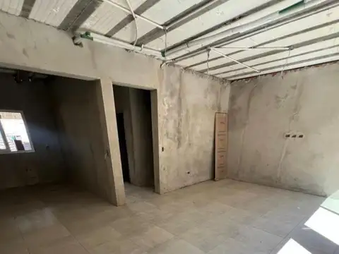 Depto Tipo Casa en Venta en Barrio Parque Leloir, USD 225.000