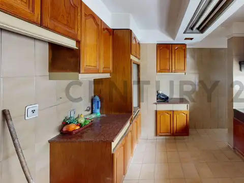VENTA DEPARTAMENTO 4 AMBIENTES CON DEPENDENCIA EN ALMAGRO