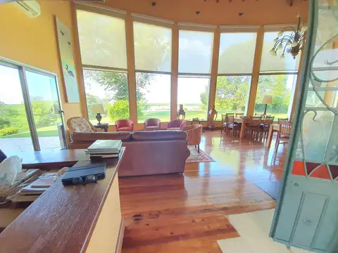 Campo - Casco - Casa de Huéspedes - Casa de Caseros - Pileta  - Ramallo