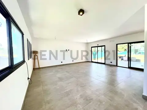 VENTA CASA 4 AMBIENTES EL CARDAL II A ESTRENAR