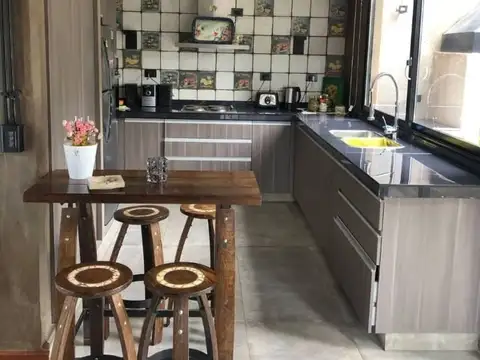 Casa en Alquiler en Maipu, USD 130