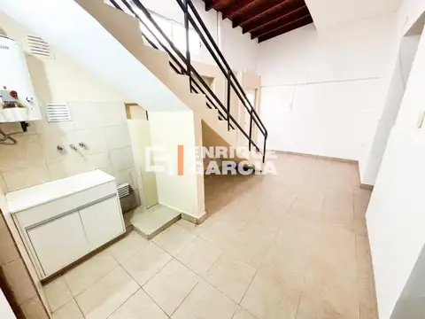 Depto Tipo Casa en Venta 50 años