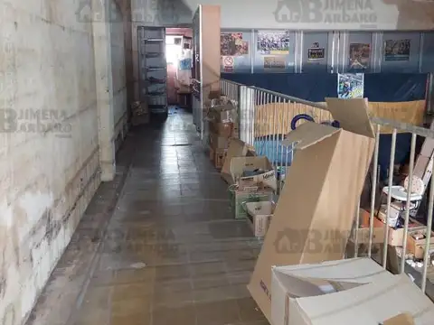 Galpon en Alquiler 29  mts Fondo