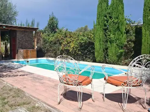 Casa 4 ambientes con 4 baños