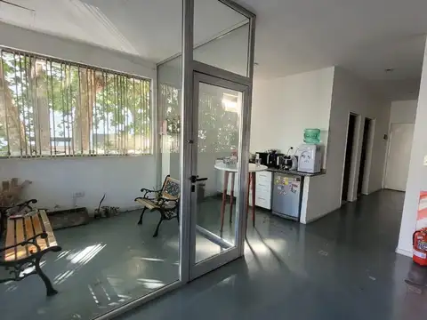 Oficina en Alquiler en Flores, $ 1.100.000