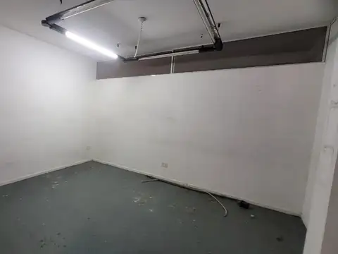 Oficina en Alquiler en Flores, $ 1.100.000