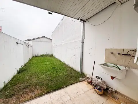 Depto Tipo Casa en Venta de 2 dormitorios