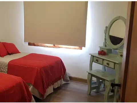 Casa en Venta con 5 cocheras