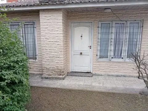 Depto Tipo Casa en Venta de 3 ambientes