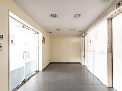 Oficina en Venta 60 años