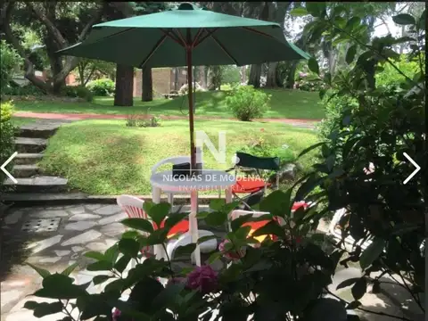 Vendr casa en el barrio Cantegril de2 dormitorios