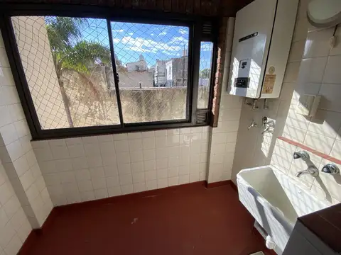 Departamento en Alquiler en Parque Patricios, $ 1.400.000