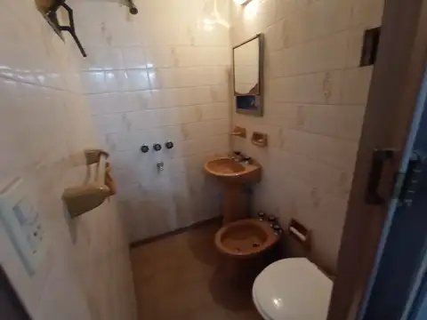 CALLE 8 2100, Piso UF