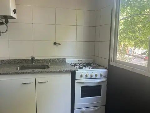 Depto Tipo Casa en Alquiler en Parque Chas, $ 850.000