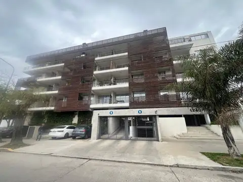 Departamento 2 ambientes grande con 2 cocheras en Tigre