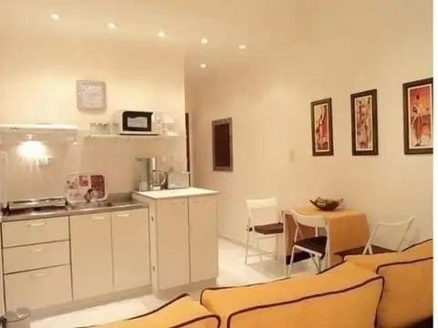 Pte M T De Alvear 700