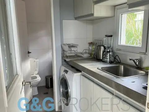 CASA EN VENTA LA CESARINA