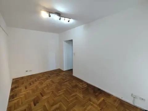 Departamento en Alquiler en Flores, $ 450.000