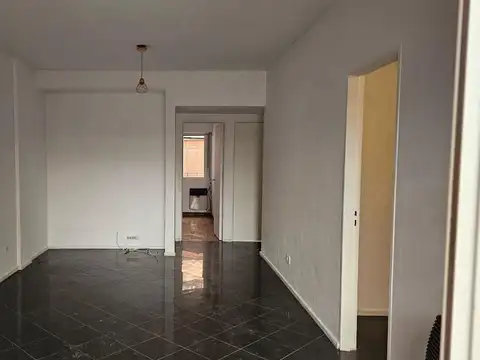 DEPTO VENTA 3 AMBIENTES ADROGUÉ CENTRO