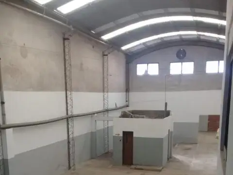 Galpon en Venta en Villa Ballester, USD 180.000