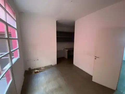 Oficina 2 ambientes con 1 baño