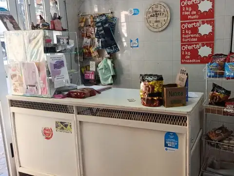 Se Vende Fondo de Comercio en  POLLERIA