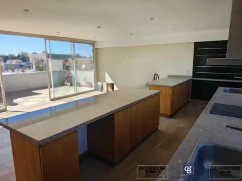 Venta de PH de 4 ambientes en La Esmeralda Suites, Km 50, Pilar