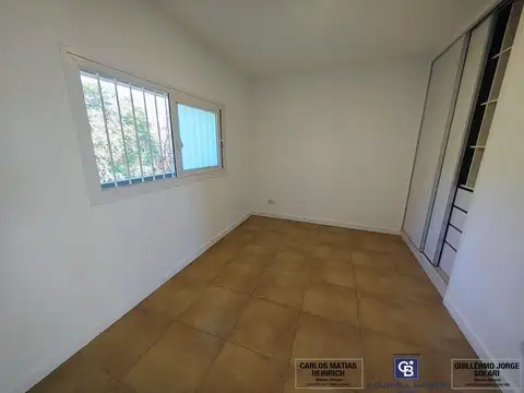 Depto Tipo Casa 5 ambientes con 2 baños