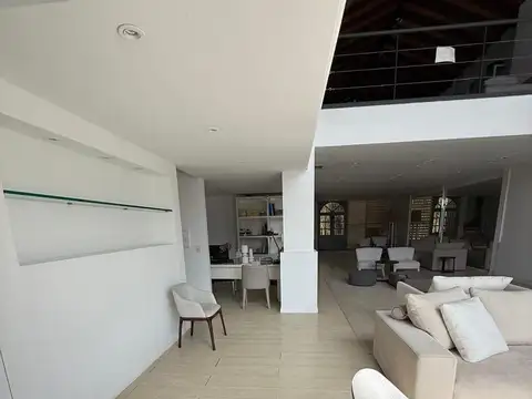 Local en Venta en Martinez Vias / Libertador, USD 990.000