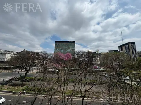 Oficina en Tribunales vista abierta a Teatro Colón