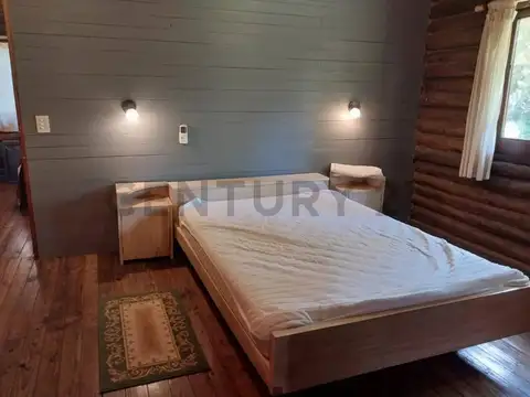 Esta propiedad está ubicada a 2000 metros aproximadamente de la escuela que se encuentra en Canal Go