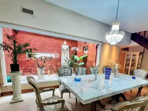 Casa en Venta en Castelar, USD 400.000