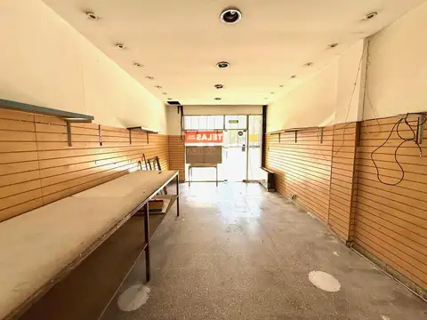 Avenida Forest  al 500